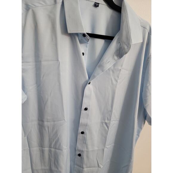 Men's Full Button Up Blue Short Sleeve Shirt Size Large - Picture 2 of 4